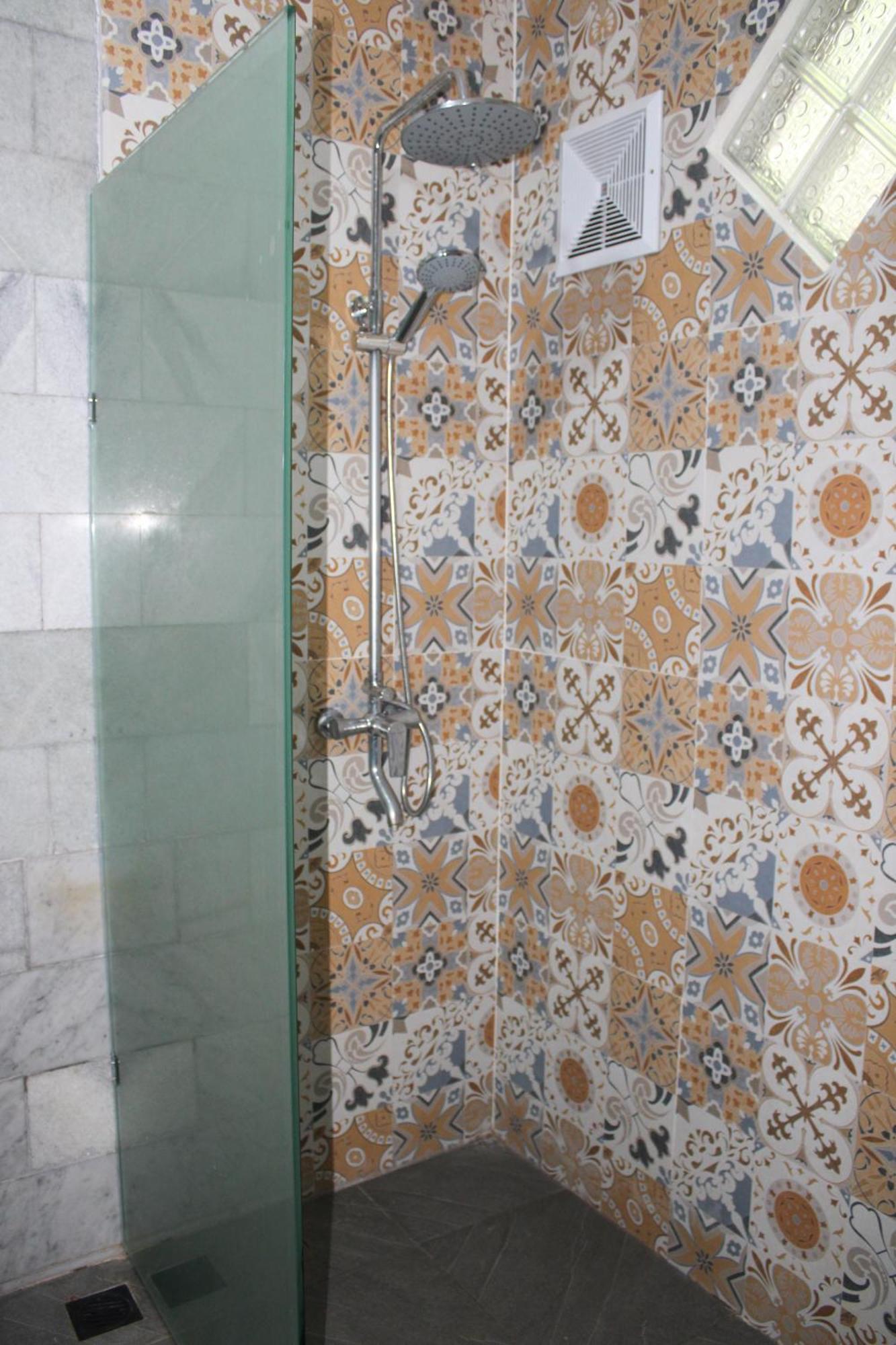 بنغلات وسبا ميلاستي كوتا المظهر الخارجي الصورة